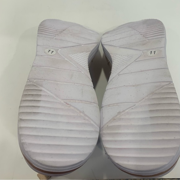 Mudd brand size 11 light pink beige platform cloth top shoes suede accent - Picture 10 of 13